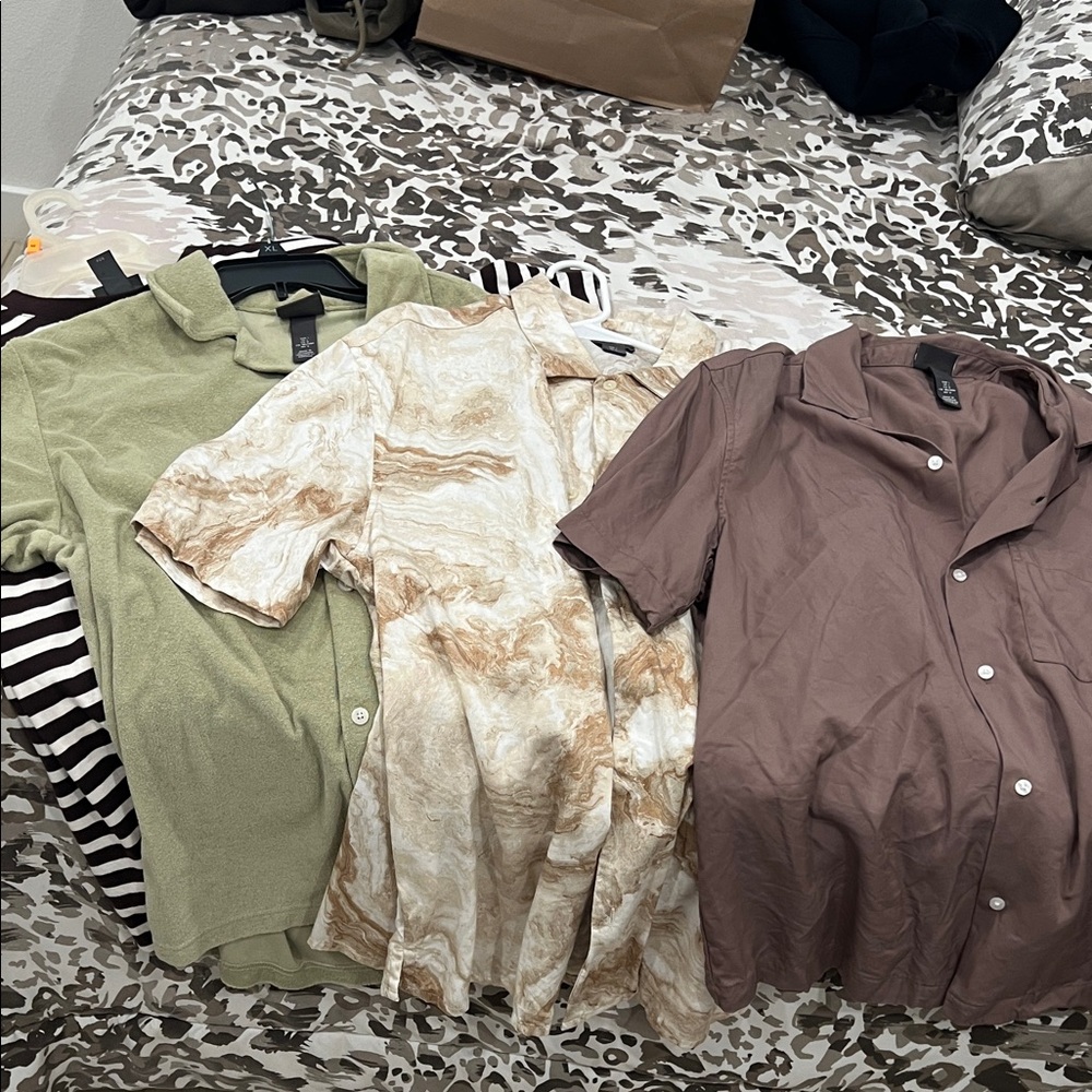 Men bundle shirts